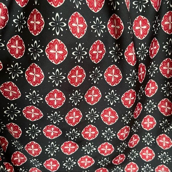 Loft Women’s Sleeveless Halter Top in Black and Red Size Small - Picture 7 of 7